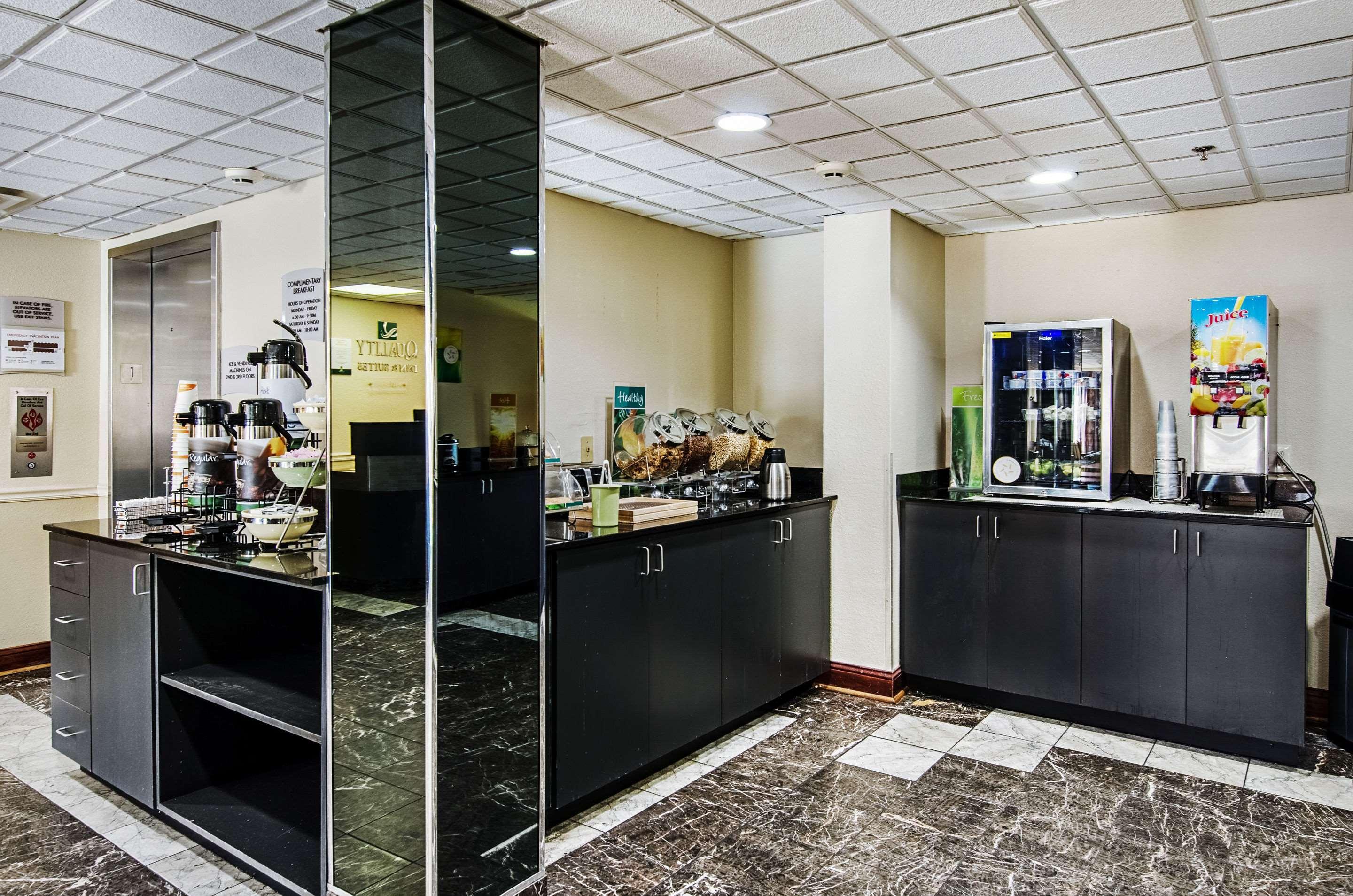 Quality Inn & Suites I-81 Exit 7 Bristol Bagian luar foto