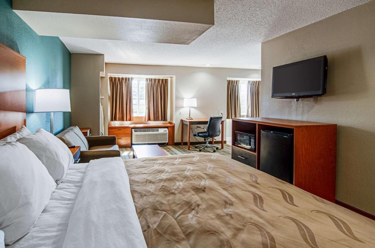 Quality Inn & Suites I-81 Exit 7 Bristol Bagian luar foto